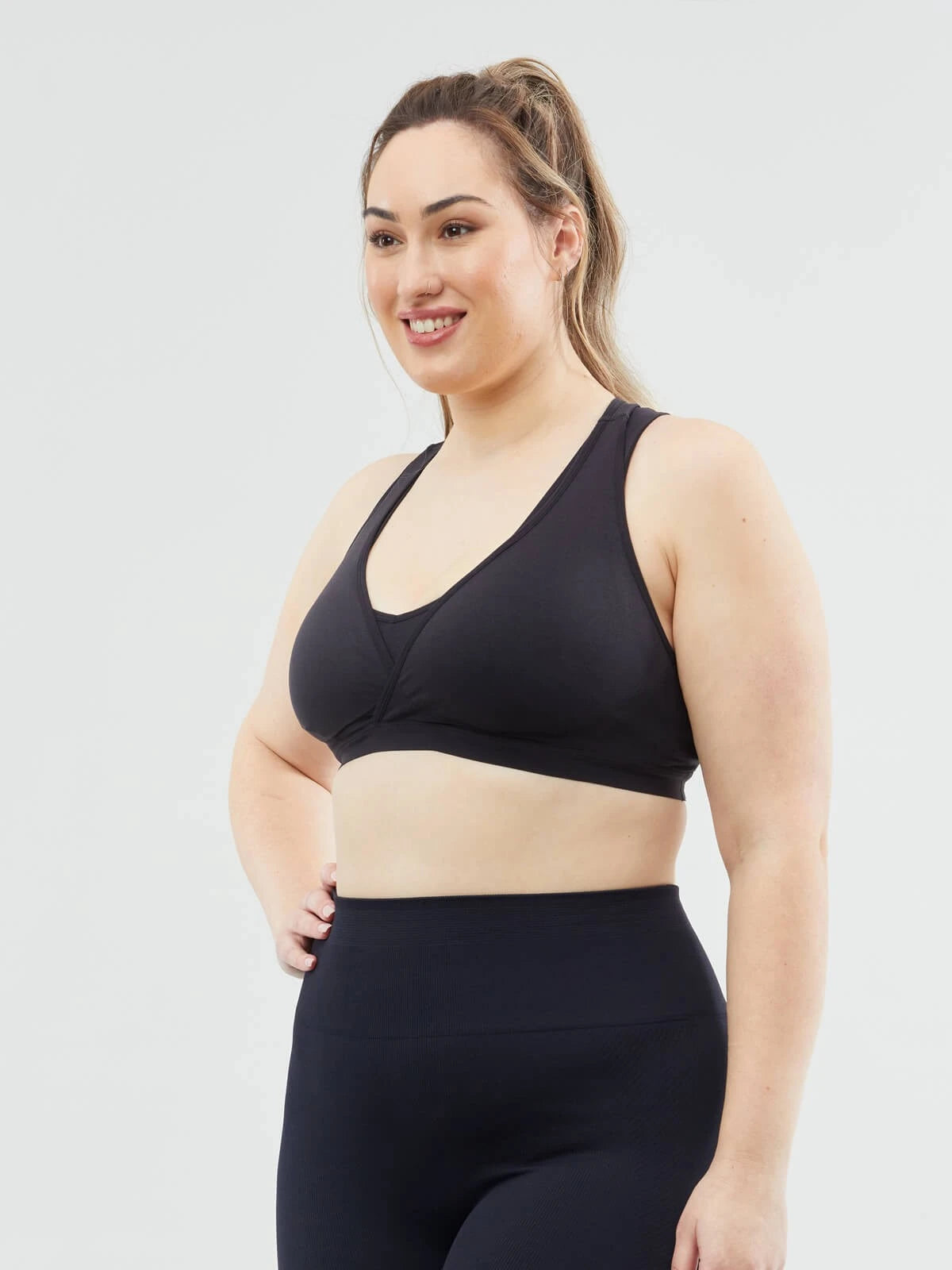 Cake Lotus Yoga & Pump Busty Bra (E - FF) - Black