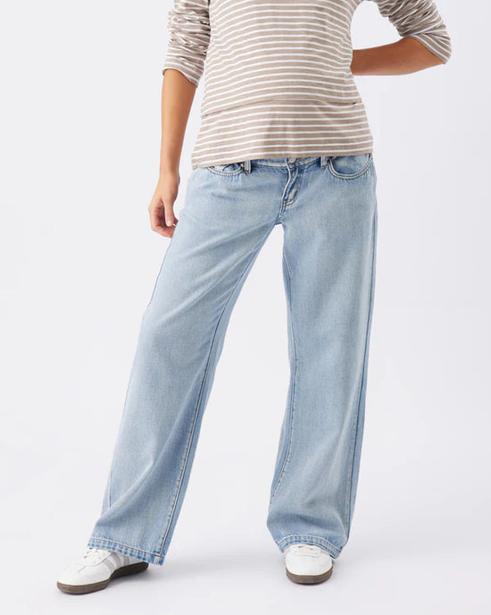 Ripe Billie Elastic Waist Jean - Light Wash